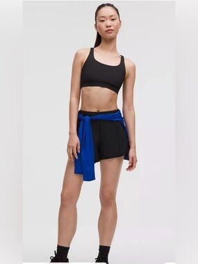 Lululemon Hotty Hot High-Rise Lined Short 4” in Black, Size 2